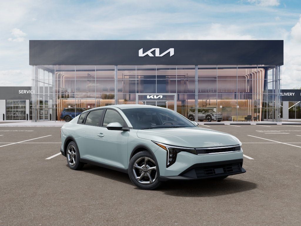 2026 Kia K4 Base