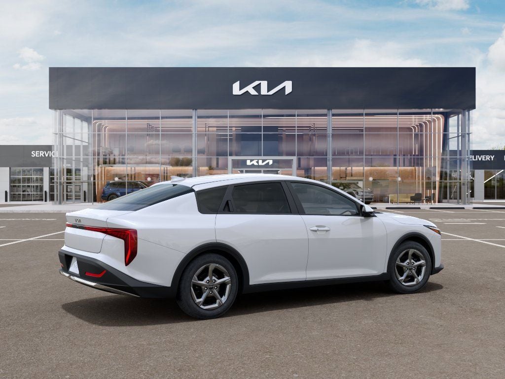 2026 Kia K4 Base