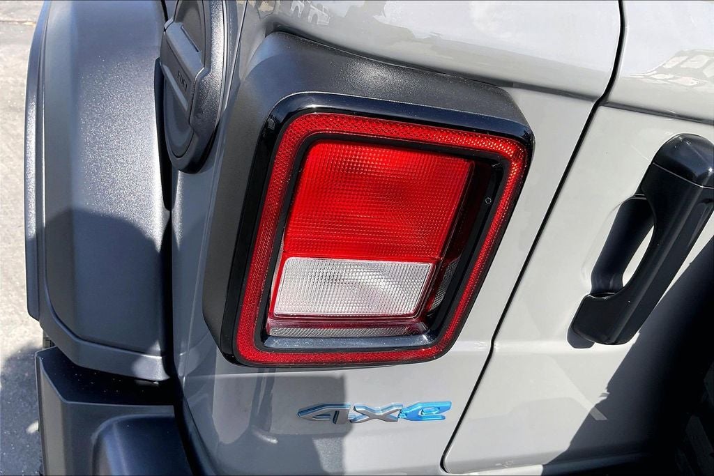 2023 Jeep Wrangler Base 4xe