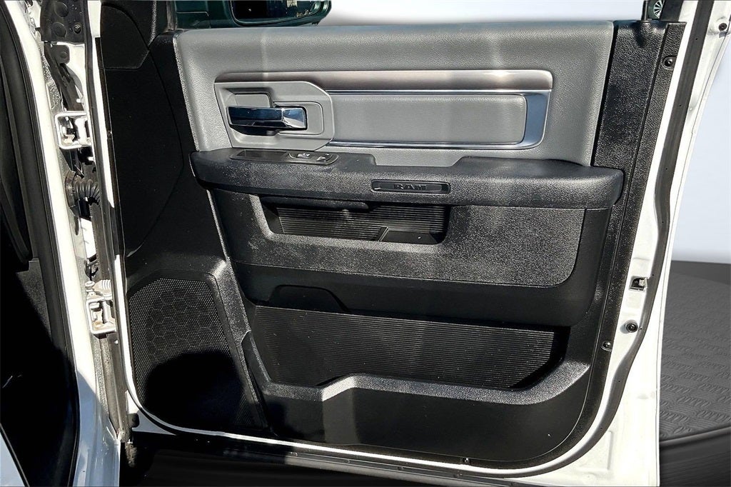 2021 RAM 1500 Classic SLT