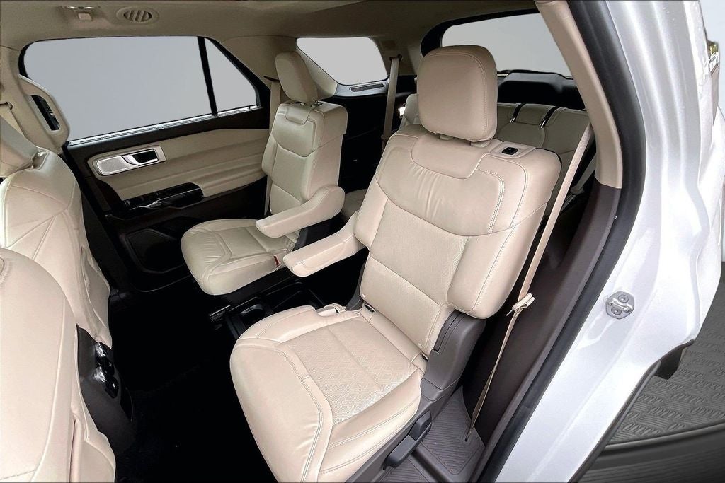 2021 Ford Explorer Platinum