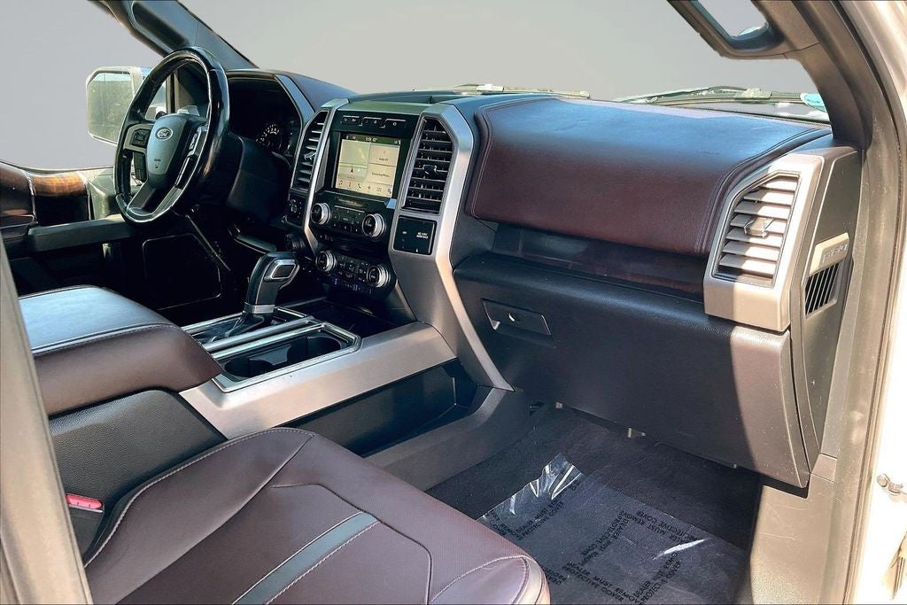 2017 Ford F-150 Platinum