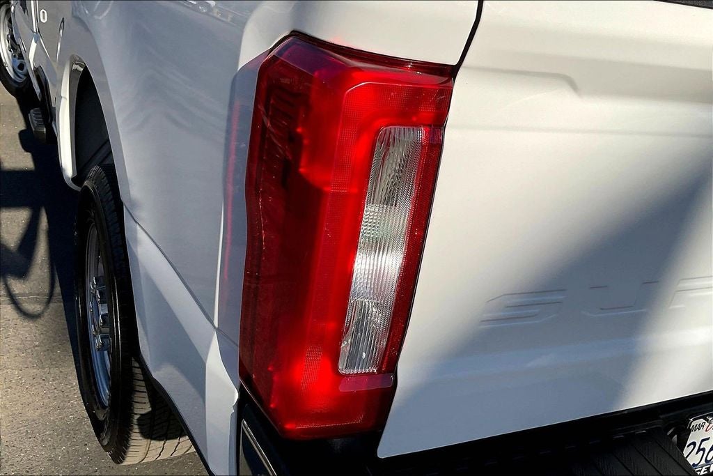 2023 Ford F-350SD XL