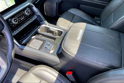 2024 GMC Sierra 2500HD Denali