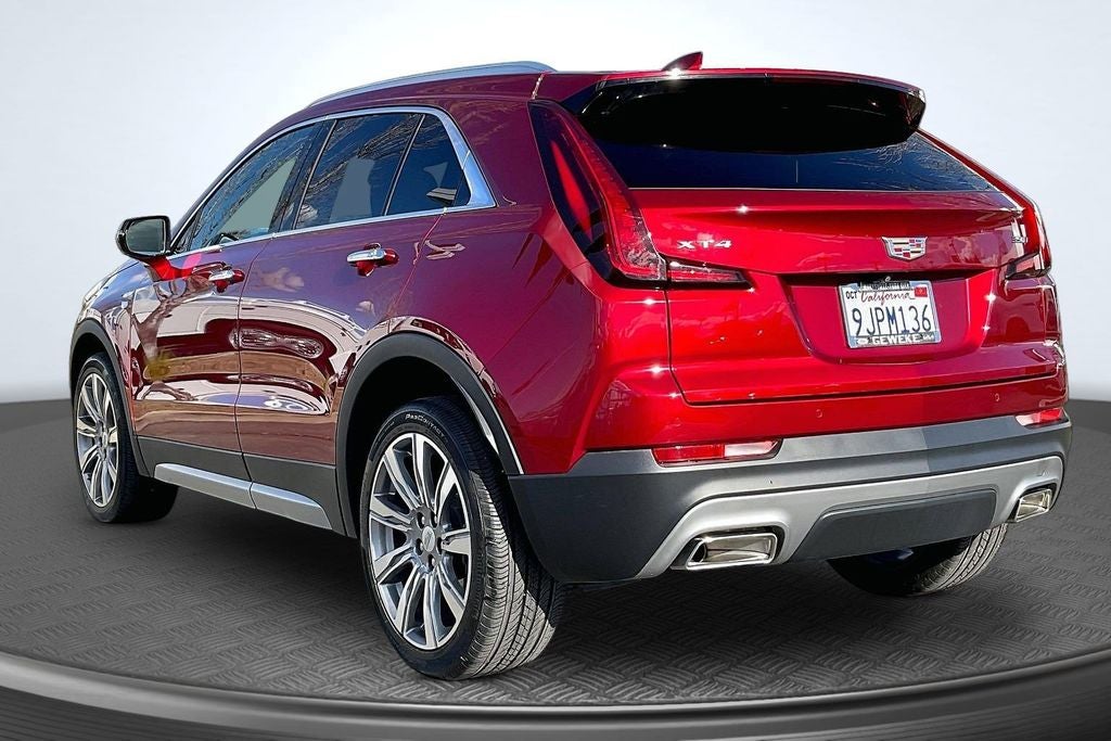2023 Cadillac XT4 Premium Luxury