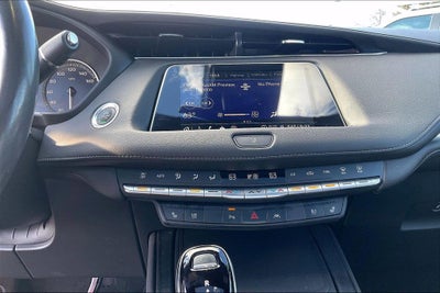 2023 Cadillac XT4 Premium Luxury