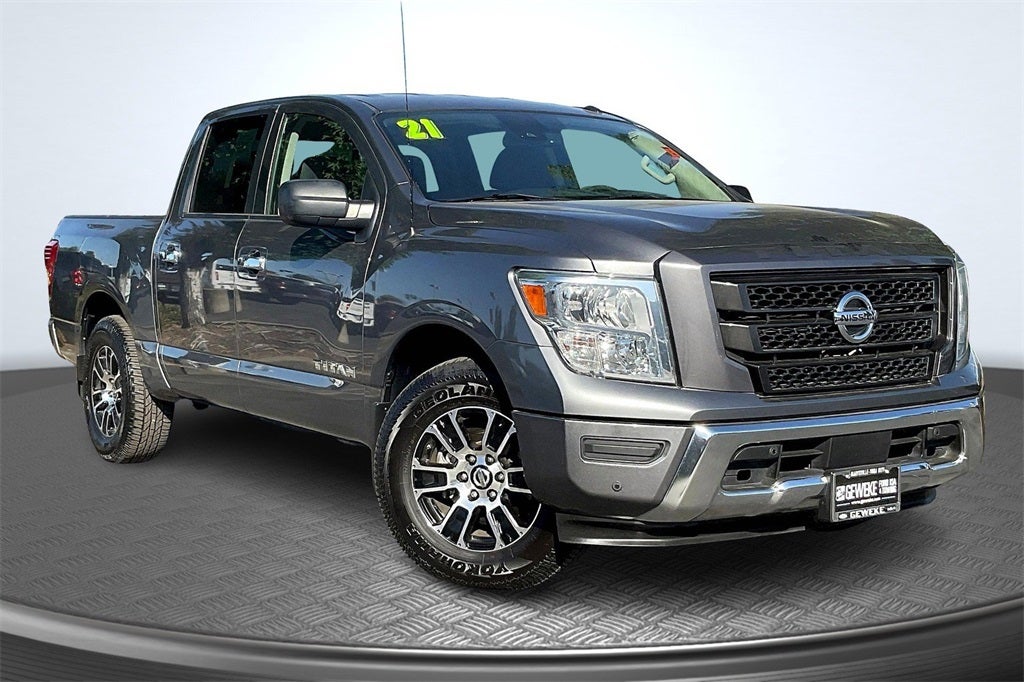 2021 Nissan Titan SV