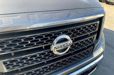 2021 Nissan Titan SV