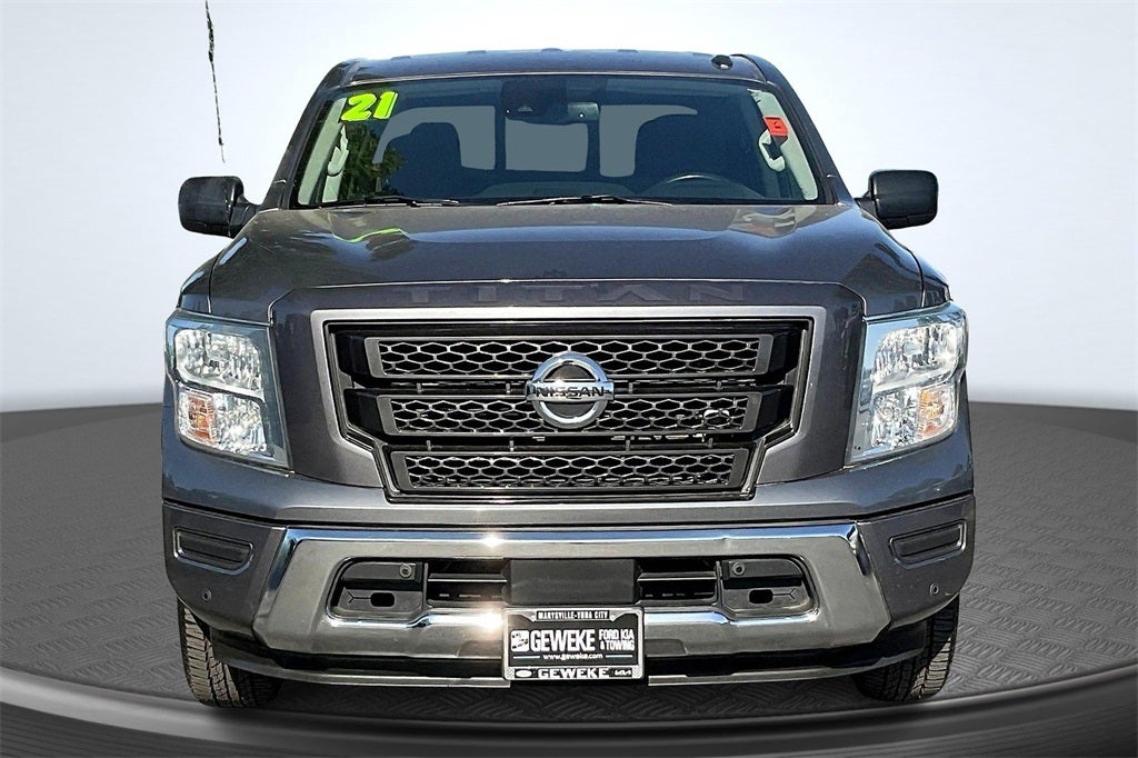 2021 Nissan Titan SV