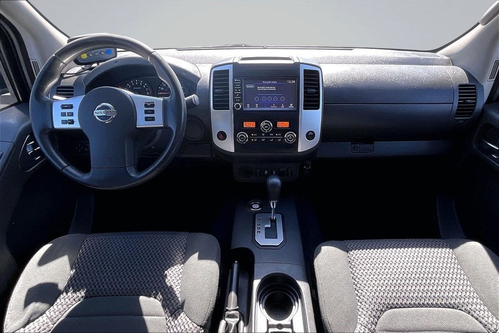 2021 Nissan Frontier SV