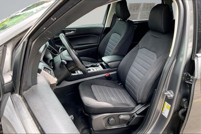2023 Ford Edge SE