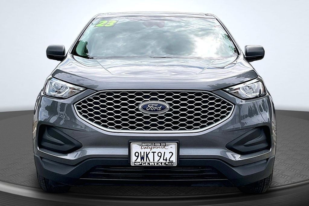 2023 Ford Edge SE