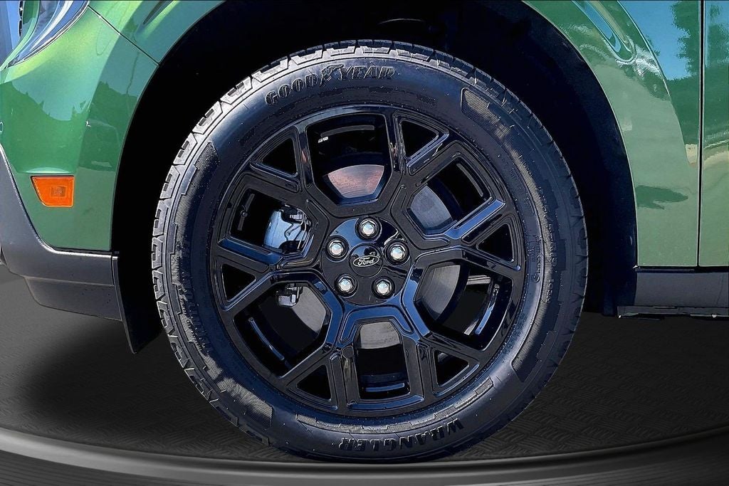 2025 Ford Maverick Lariat