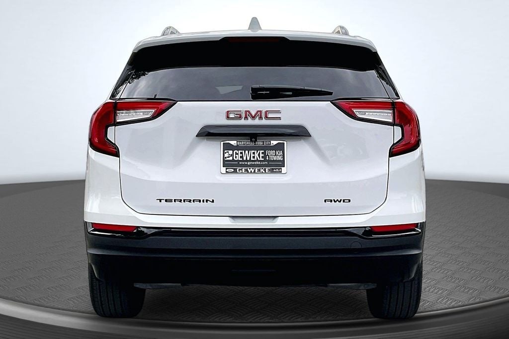 2023 GMC Terrain SLE