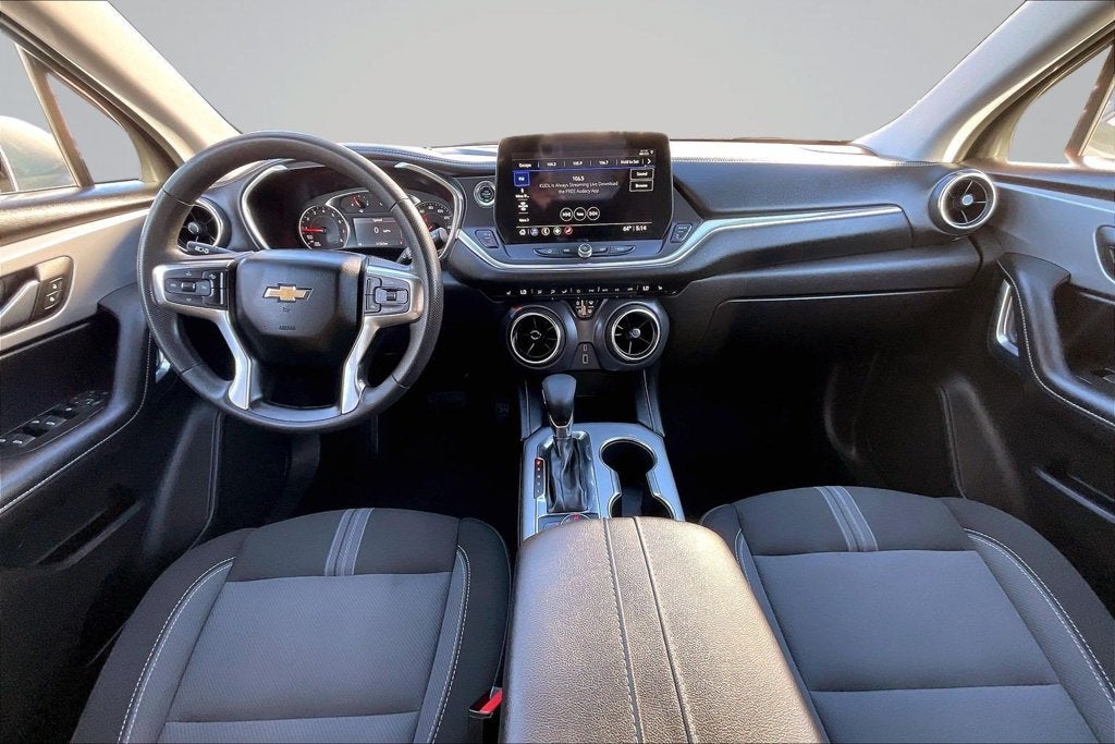 2025 Chevrolet Blazer LT