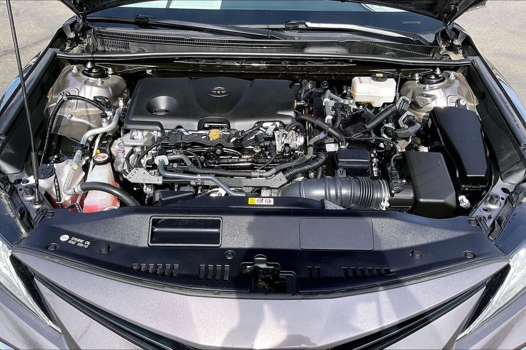 2023 Toyota Camry Hybrid XLE