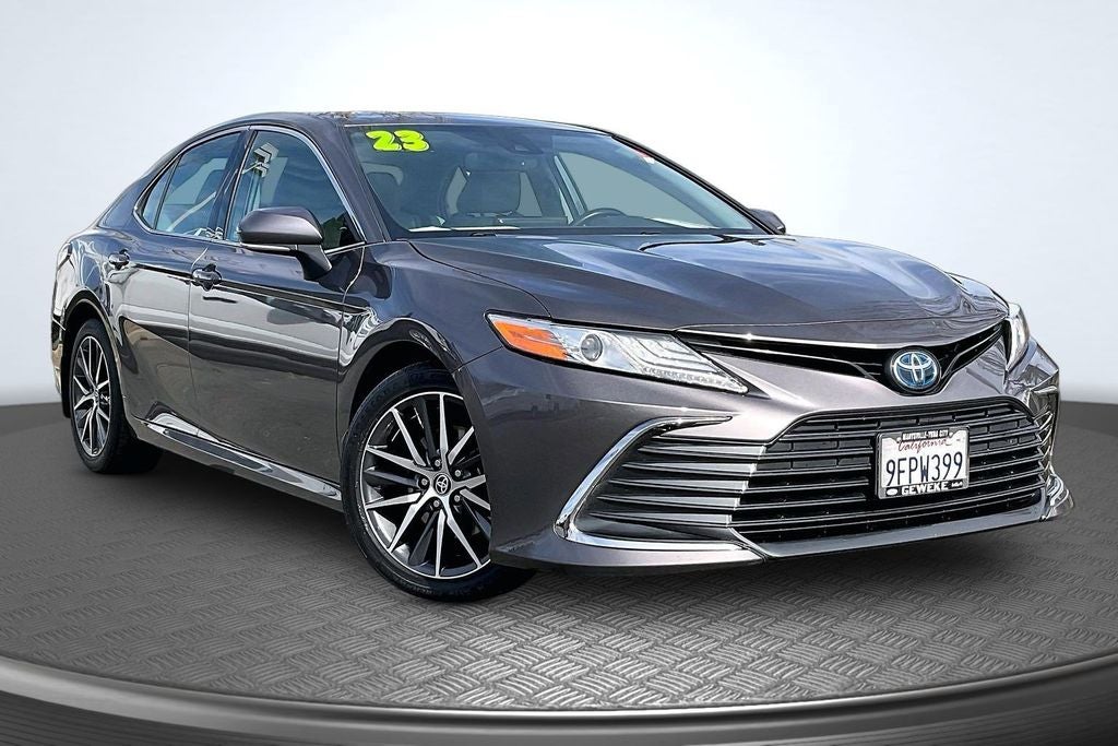 2023 Toyota Camry Hybrid XLE