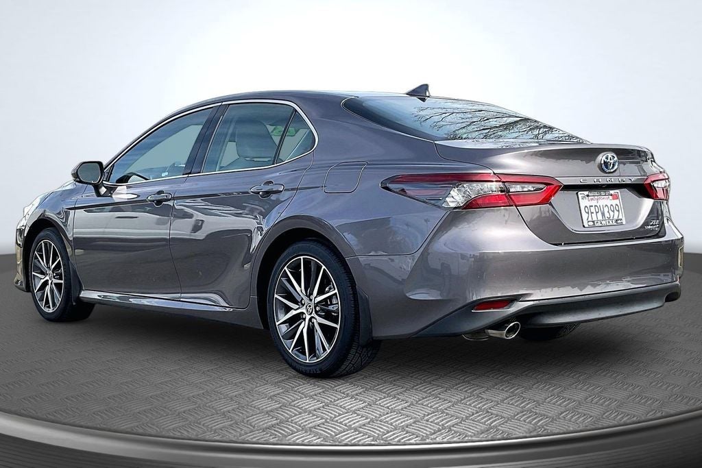 2023 Toyota Camry Hybrid XLE