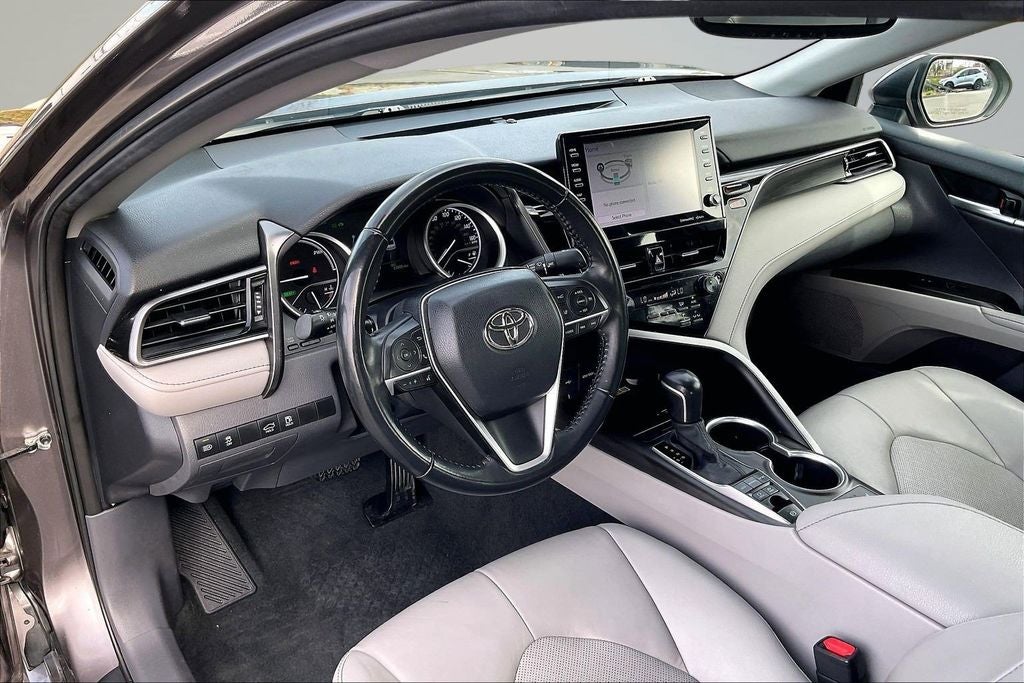2023 Toyota Camry Hybrid XLE