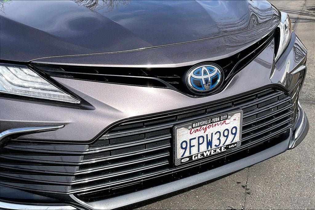 2023 Toyota Camry Hybrid XLE