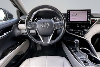 2023 Toyota Camry Hybrid XLE