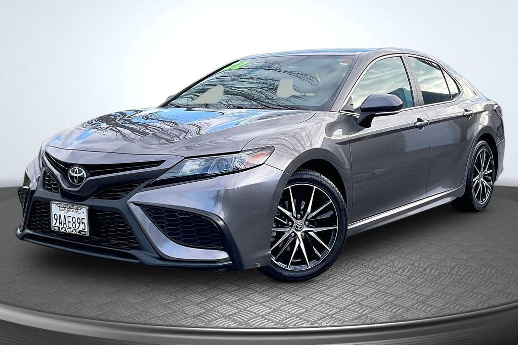 2022 Toyota Camry SE Nightshade