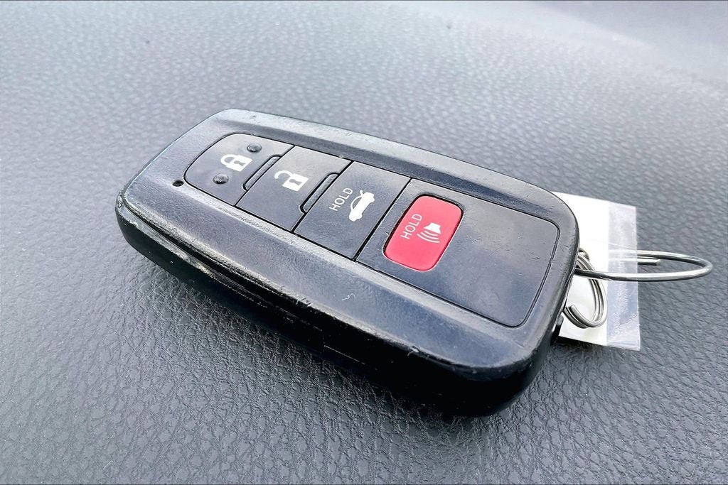 2022 Toyota Camry SE Nightshade