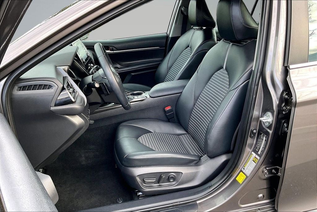 2022 Toyota Camry SE Nightshade