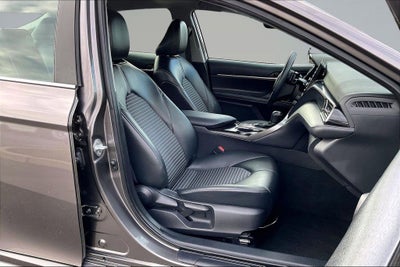 2022 Toyota Camry SE Nightshade