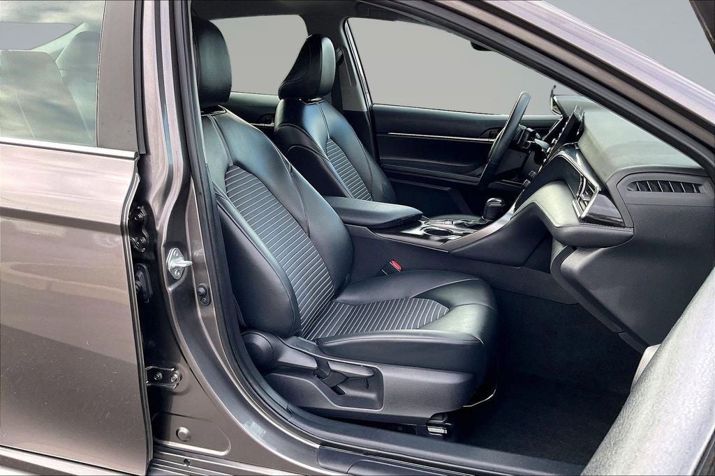 2022 Toyota Camry SE Nightshade