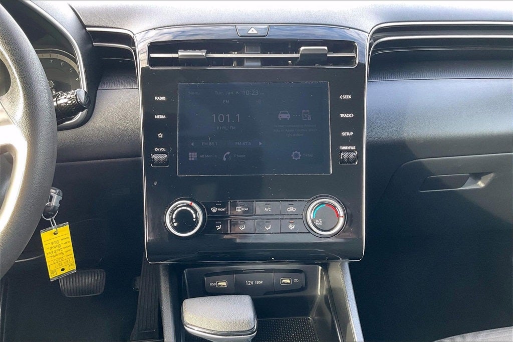 2023 Hyundai Santa Cruz SE