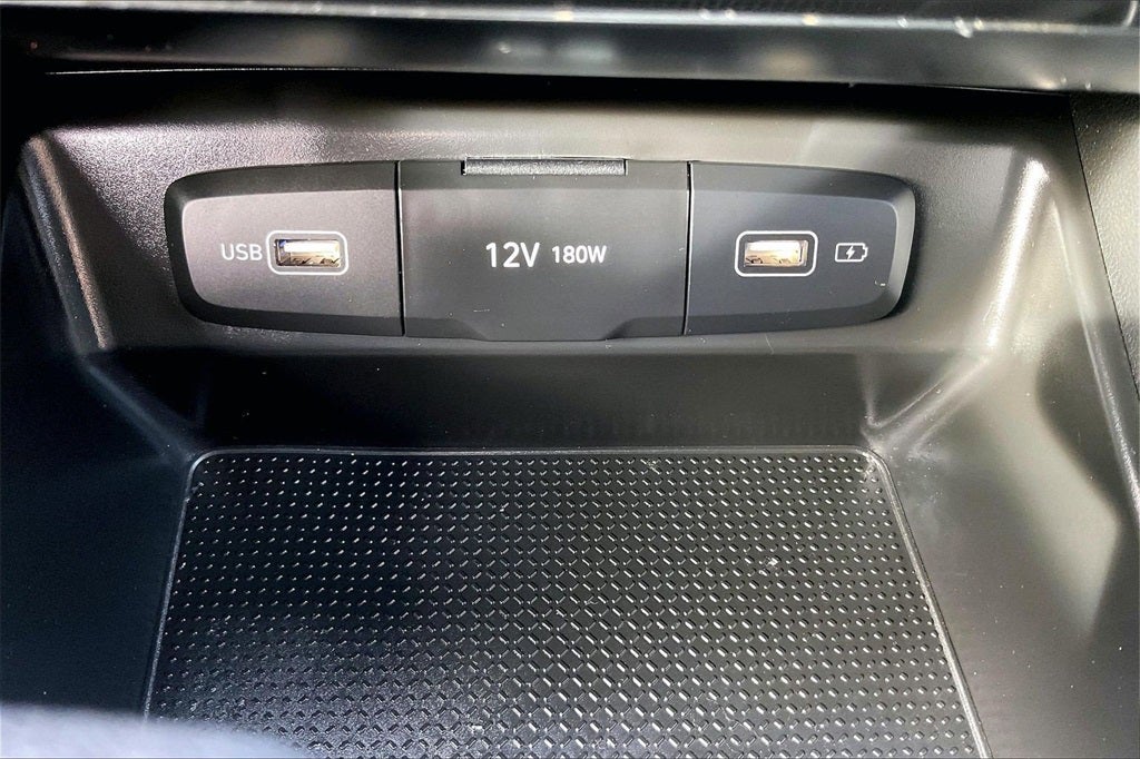 2023 Hyundai Santa Cruz SE