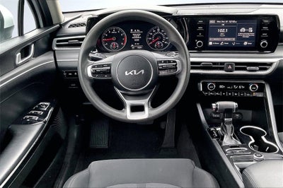 2022 Kia K5 LXS