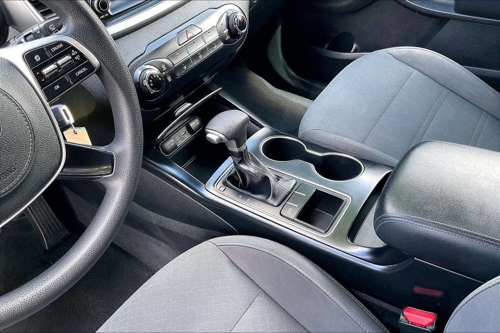 2020 Kia Sorento LX