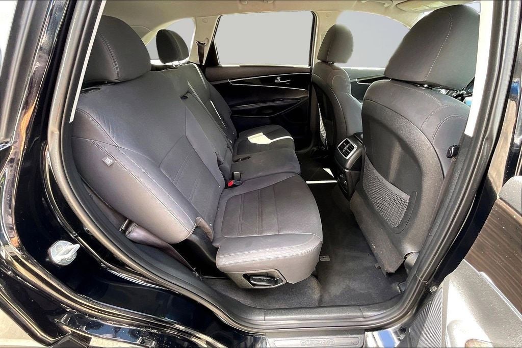 2020 Kia Sorento LX