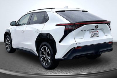 2025 Toyota bZ4X XLE