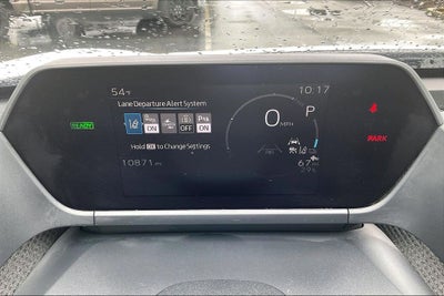 2025 Toyota bZ4X XLE