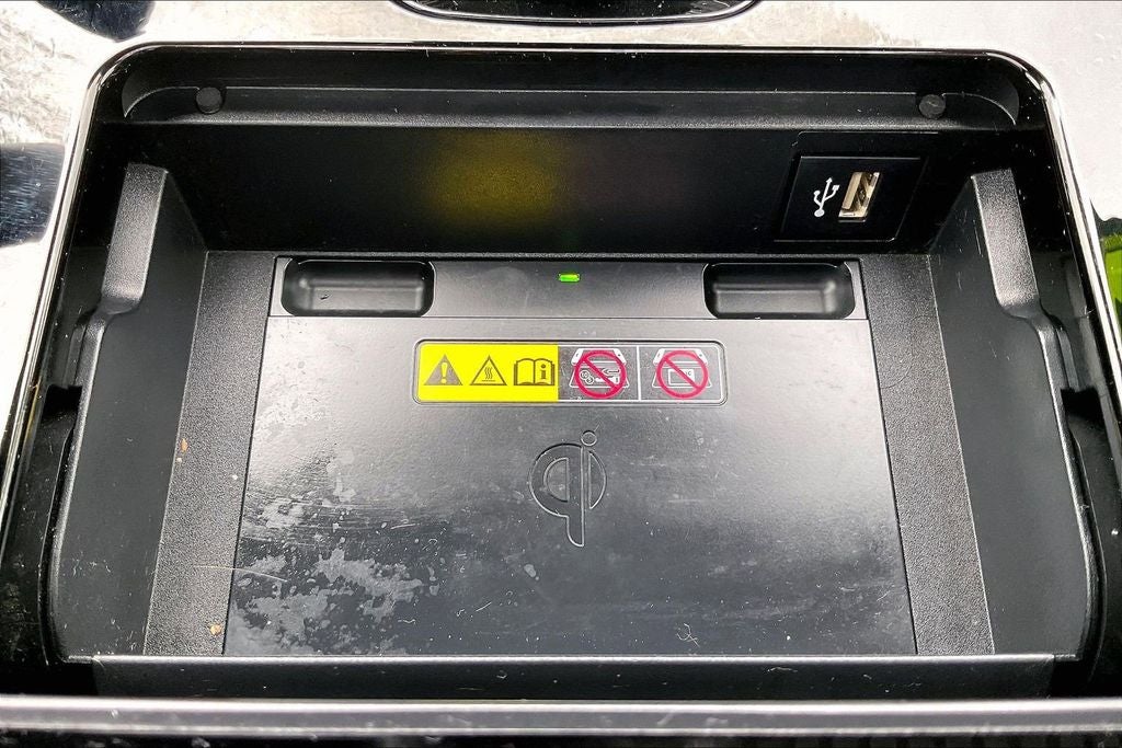 2025 Toyota bZ4X XLE