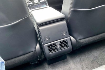 2025 Toyota bZ4X XLE