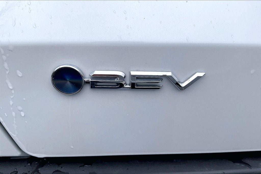 2025 Toyota bZ4X XLE