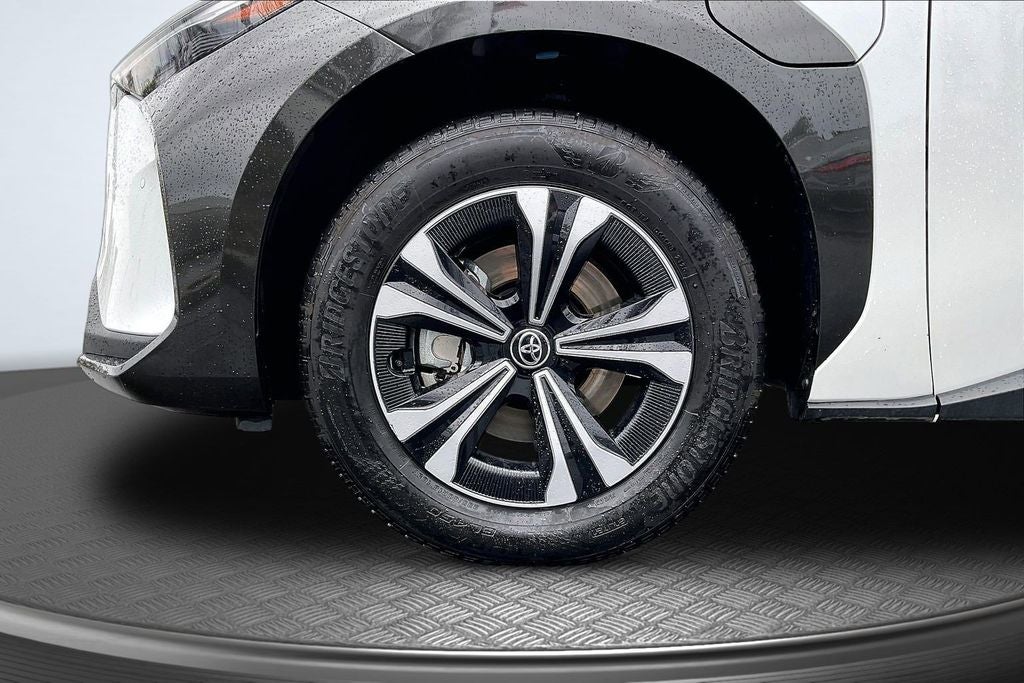 2025 Toyota bZ4X XLE