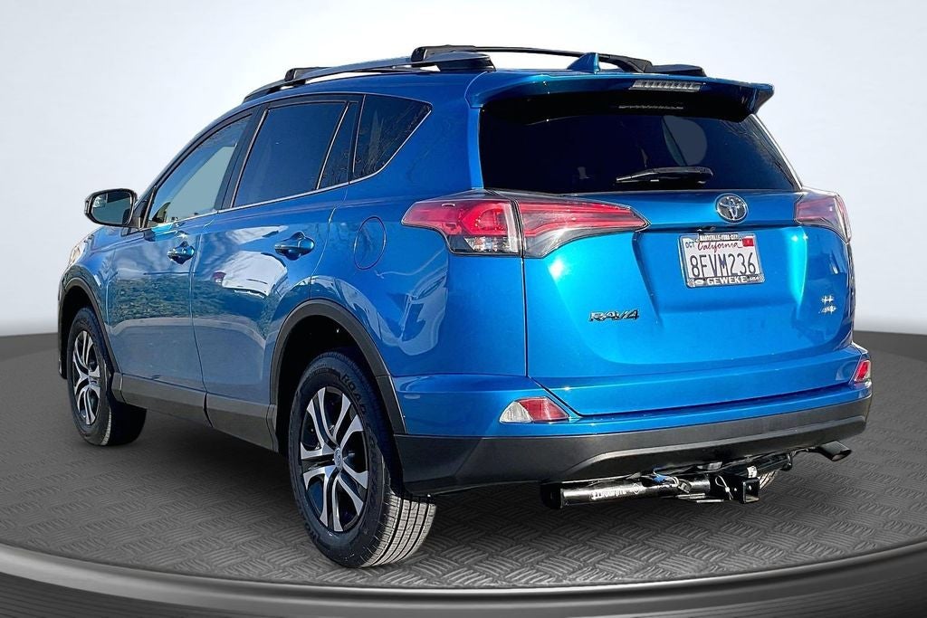 2018 Toyota RAV4 LE
