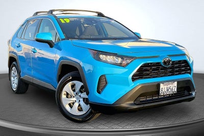 2019 Toyota RAV4 LE