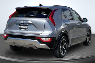 2025 Kia Niro SX