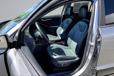 2025 Kia Niro SX