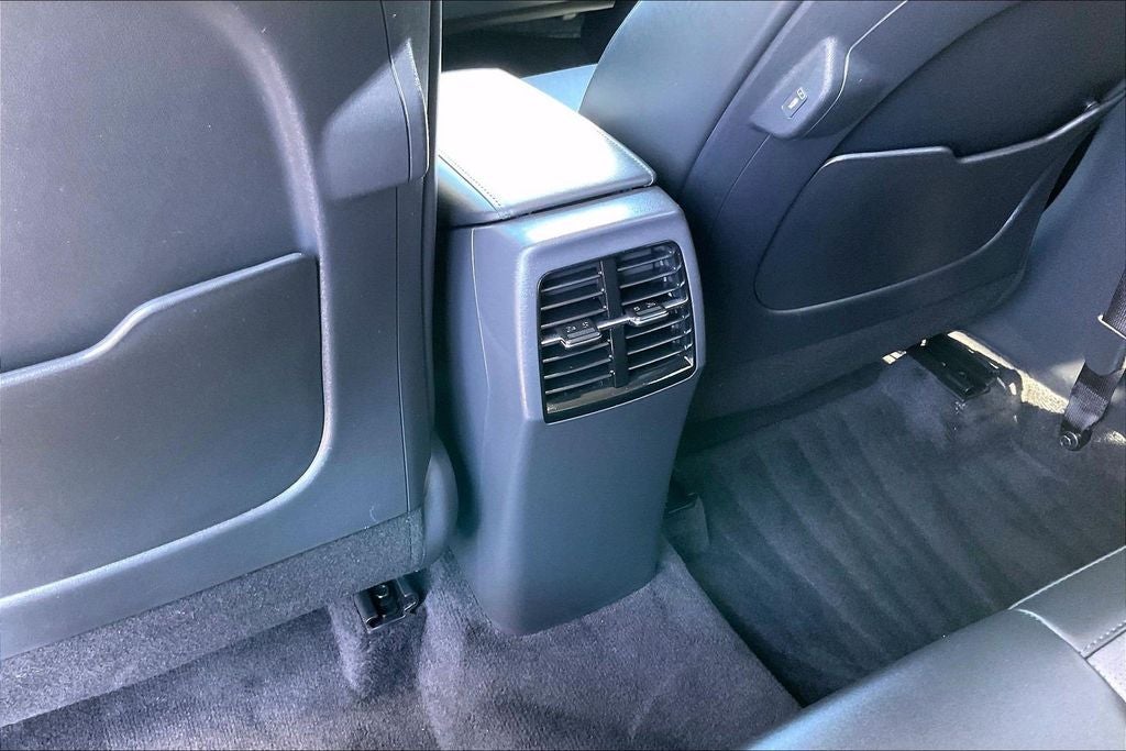 2025 Kia Niro SX