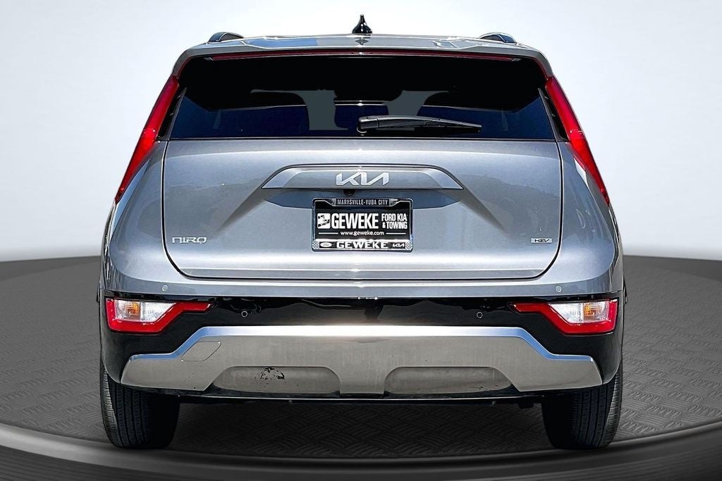 2025 Kia Niro SX