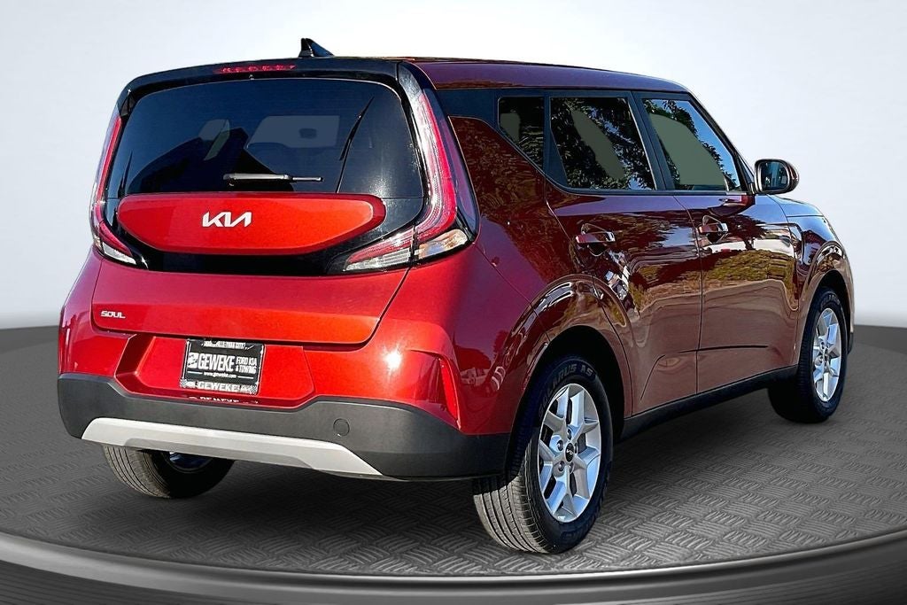 2024 Kia Soul LX