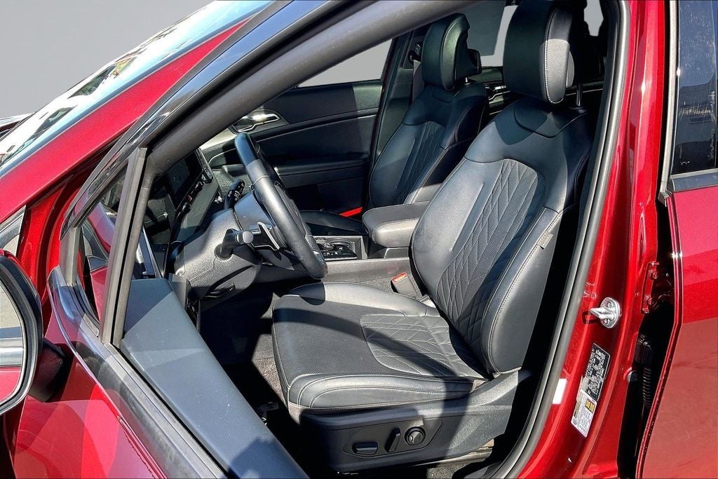 2023 Kia Sportage Plug-In Hybrid X-Line